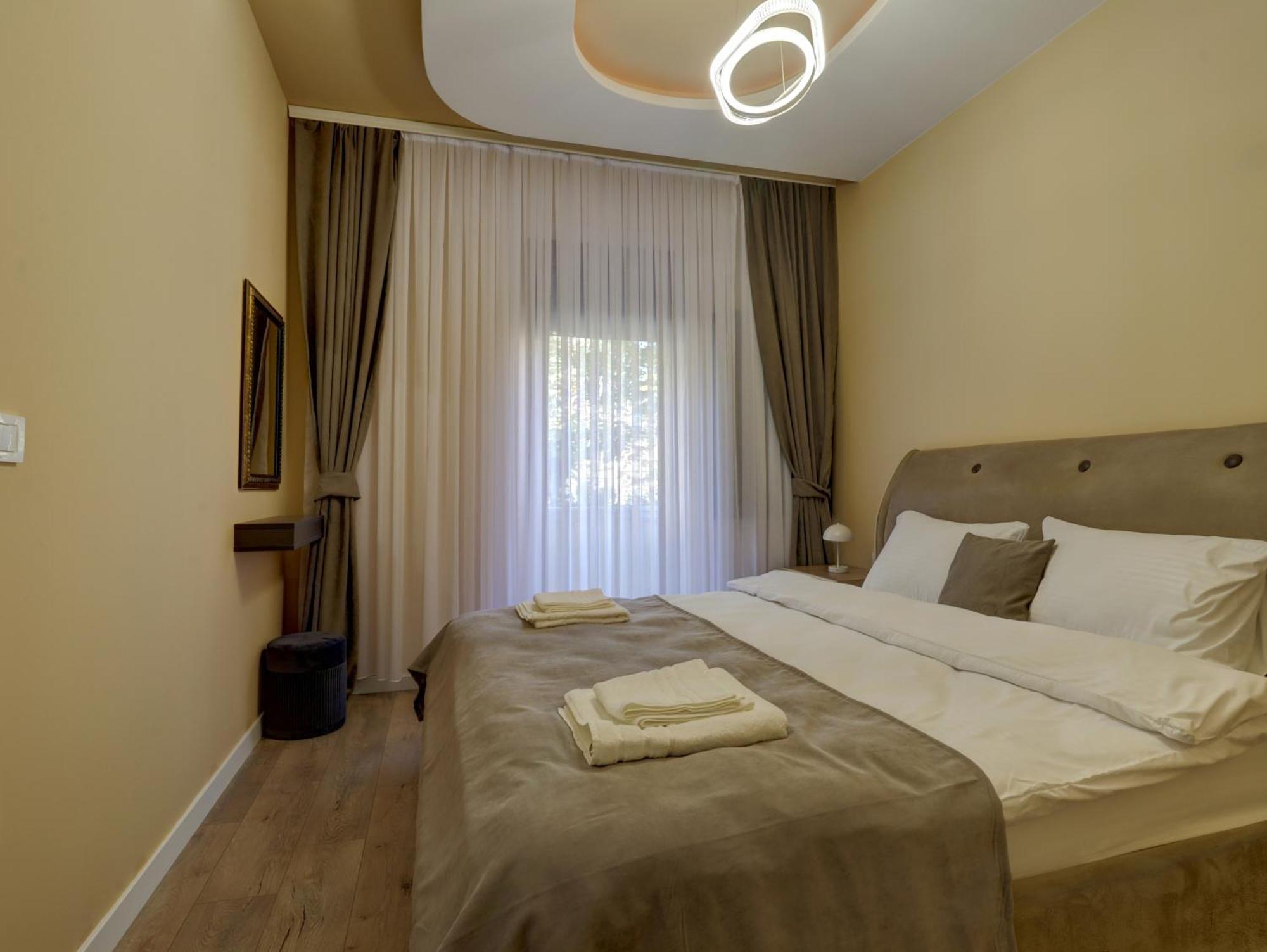 Midtown Prishtina Stays - Central Location Πρίστινα Εξωτερικό φωτογραφία
